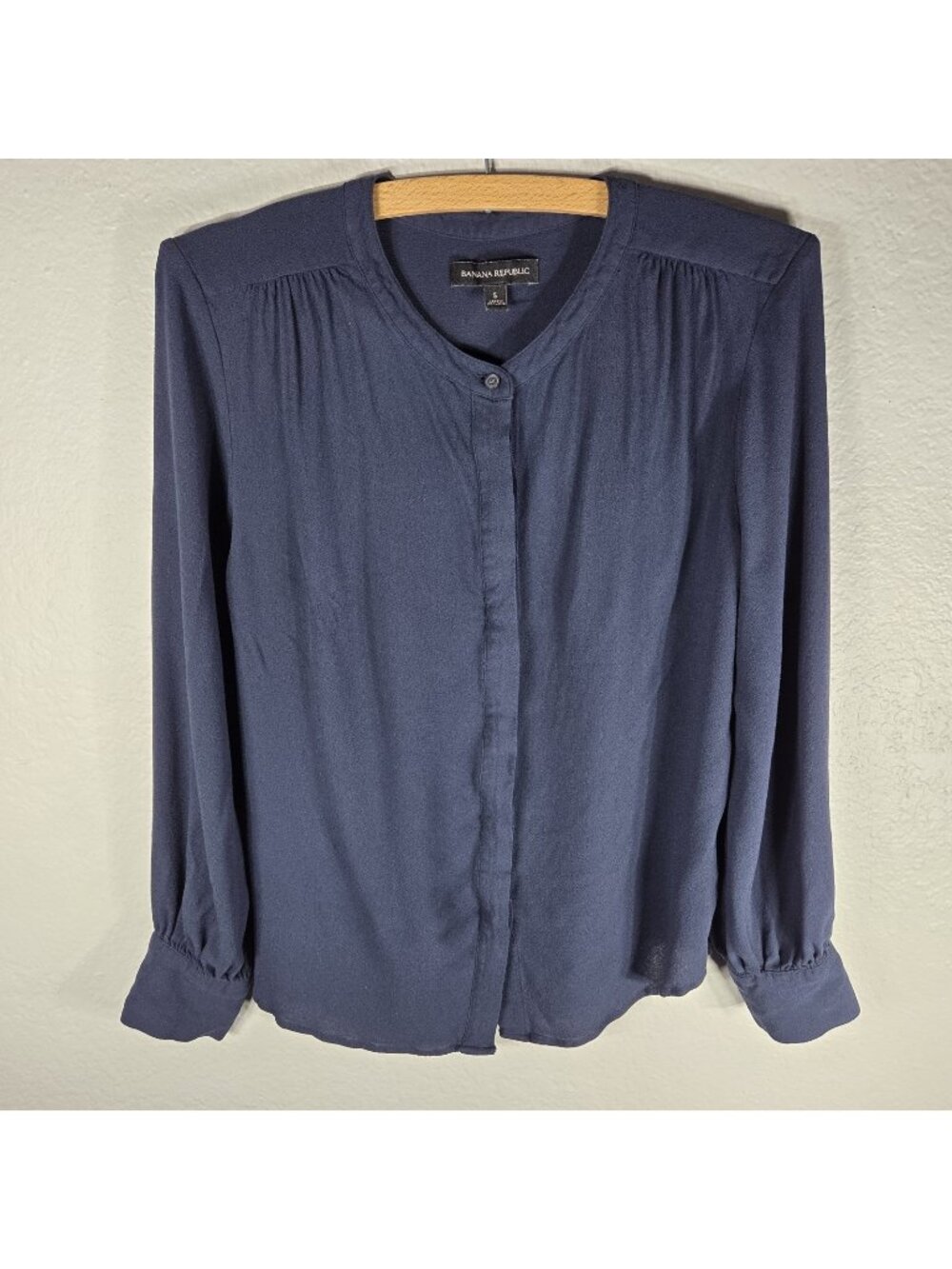 Banana Republic Navy Blue S Button Front Top Blouse Pleated Long Sleeve Womens